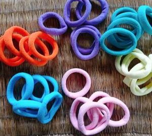 100 pcs of rubber band for females....