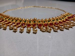 Exquisite Gold Necklace with Pearls & Rubies