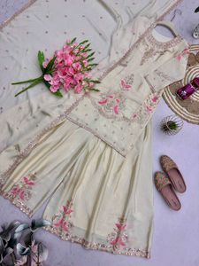 Elegant Cream Kurta Set with Pink Embroidery