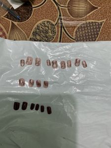 Press-On Nail Set - Trendy Designs