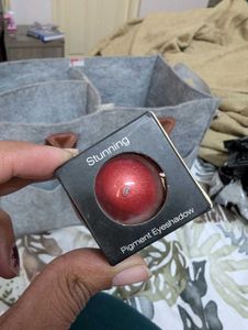 Phoeera Stunning Pigment Eyeshadow