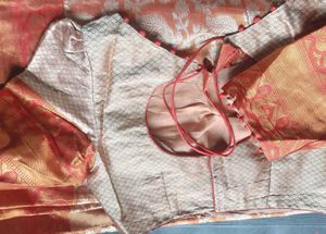 Kanjeevaram Style Silk Saree With Blouse