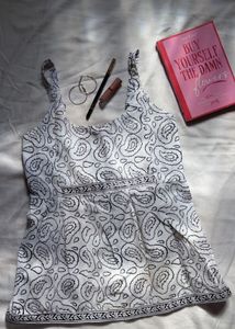 Cute Paisley Print Tank Top