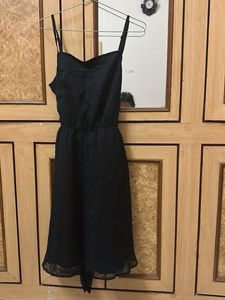 Chic Black Spaghetti Strap Dress-Knee length