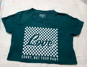 Green boxer style Cropped T-Shirt with "Love" Grap
