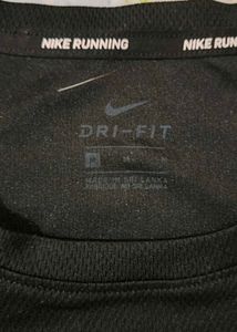 Nike Dri-FIT T-Shirt