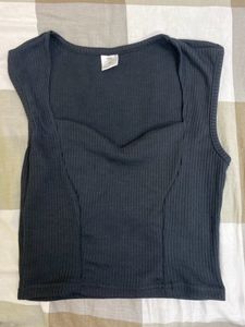SSS Black Crop Top