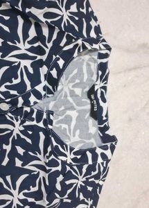 Chic Printed V-Neck Top