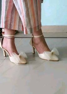Cute Bow Heels
