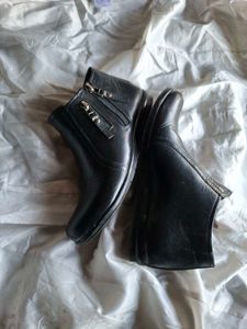 Black Leather Shoes