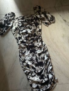 Selvia Brand Tie-Dye Ruched Mini Dress