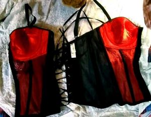 red AND BLACK SEXY CORSET
