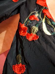 Elegant Abaya Shrug Jacket with Embroidery