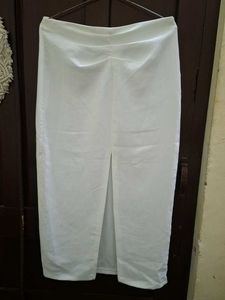 Chic White Midi Skirt with Slit