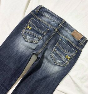 Y2K Low Waisted Flared Jeans