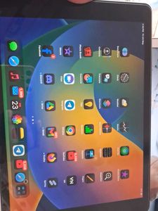 Apple iPad - Excellent Condition!