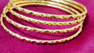 Set of 4 Elegant 1gm Gold 🆕Bangles