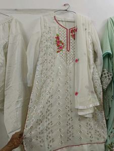 Elegant White Kurta Set with Dupatta