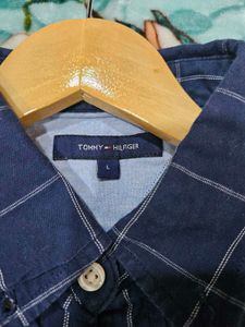Men Navy Blue Shirt (Tommy Hilfiger)