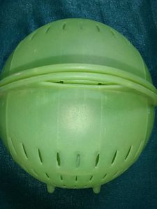 Green Colander with Lid