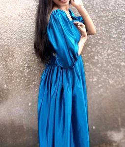 Stunning Teal Off-Shoulder Gown