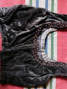glamorous looks lehnga with stitched blouse 🖤🩷