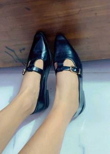 MOMO korean Imporyed Stylish Black Mary Jane.