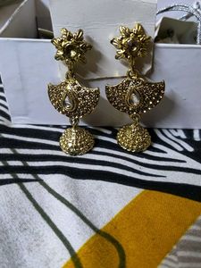 Exquisite Gold Tone Jhumka Earrings