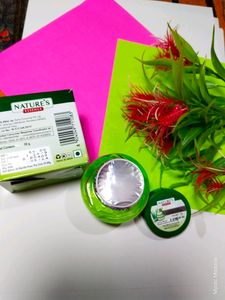 🌵NATURE'S ESSENCEMOISTURISING ALOE BEAUTY GEL