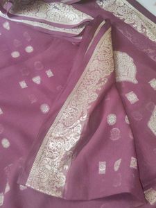 Elegant Purple Saree with Silver Motifs
