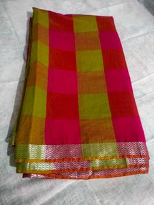 New Checked Saree With Stitched Blouse