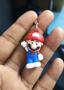 Super Mario Keychain
