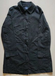 Vintage GAP Trench jacket.