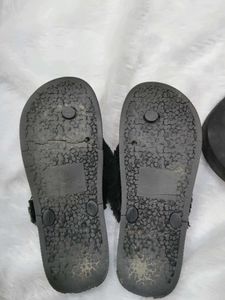 Cozy &amp; Stylish Flip-Flops set of 2