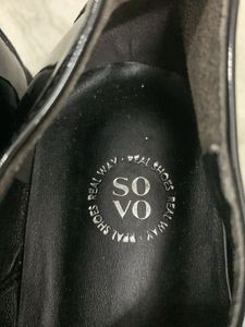 Glossy Black Lace-Up Oxford Shoes