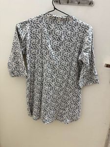 Chic Floral Print Top