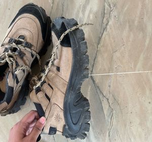 Summer Sale 🔥Woodland Men Trekking Shoes
