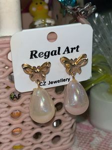 Chic Butterfly Pearl Drop Earrings