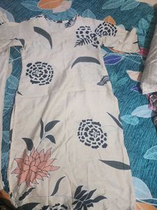 Women's Kurta pant set with Floral Print