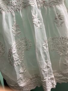 Devalaye Elegant White Chikankari Kurti