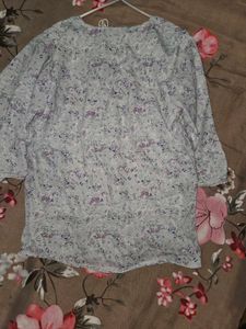 Chic Floral Print V-Neck Blouse