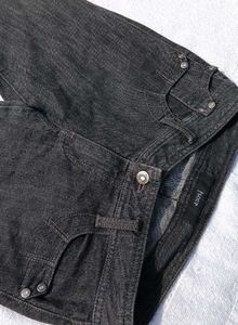 Bootcut Jean