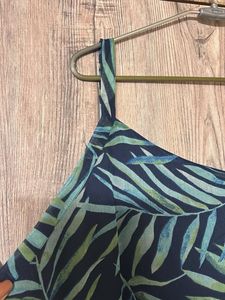 Flowy Tropical Print Maxi Dress