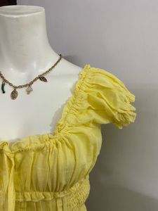 Cute Yellow Puff Sleeve Top