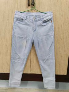Light Wash High Waisted Jeans