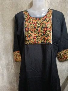 Black Kurta Set with Embroidery