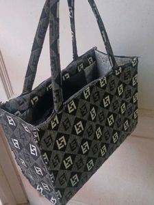 Patterned Tote Bag With Small New Pouch Free