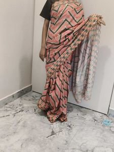 Designer Pink Geometric Print Saree