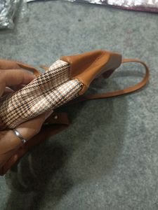 Sling Bag Zara
