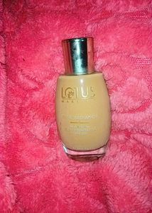 Lotus Make Up Foundation